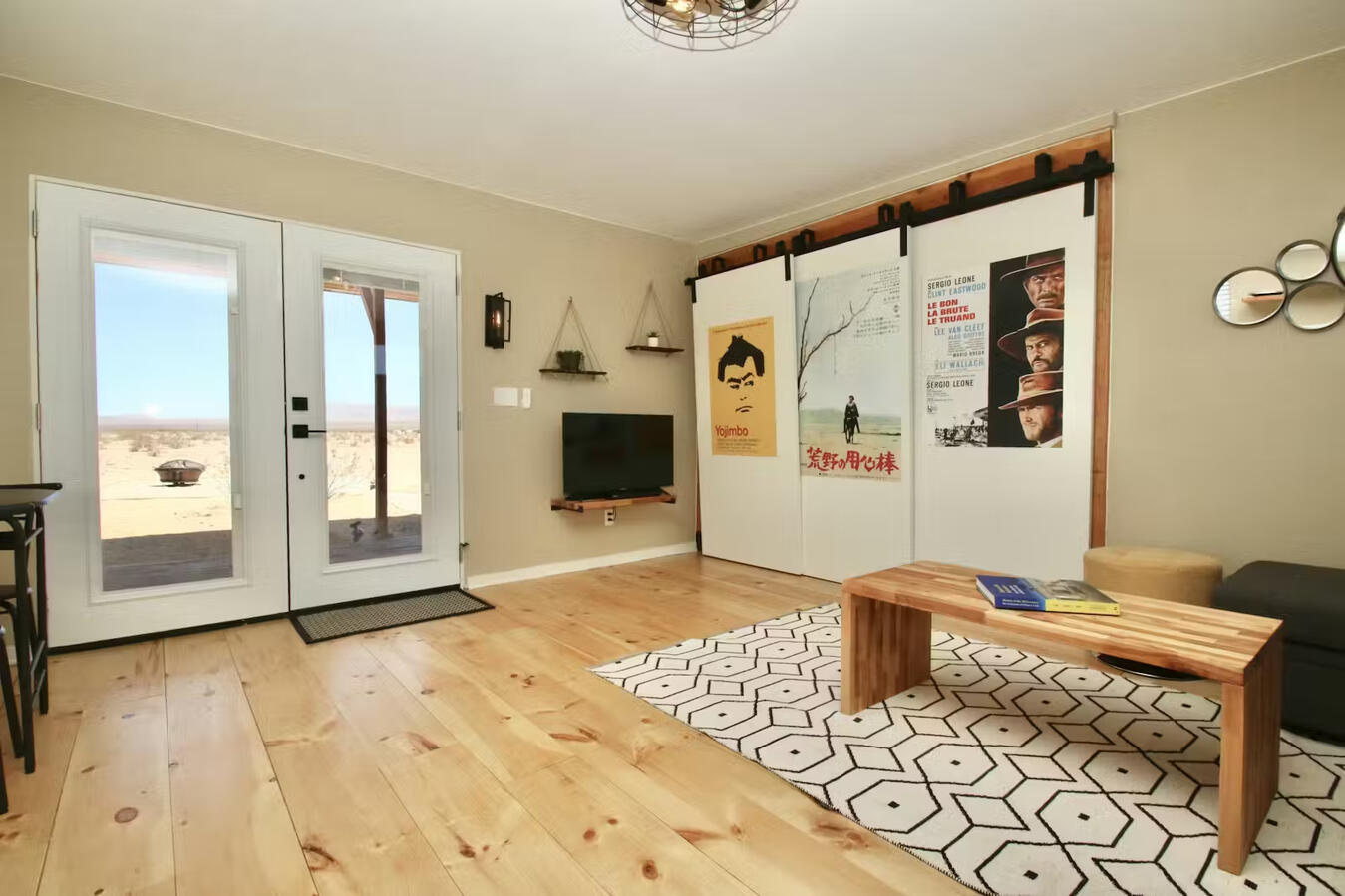 Homestead Cabin Classic Wester Design